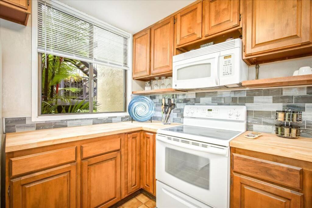 Beautiful 2/2 Condo In Kailua Kona. Ocean View! Kültér fotó